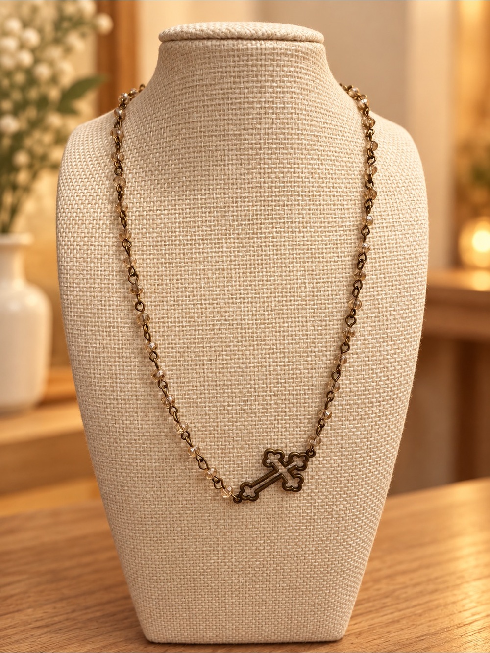 Tia necklace